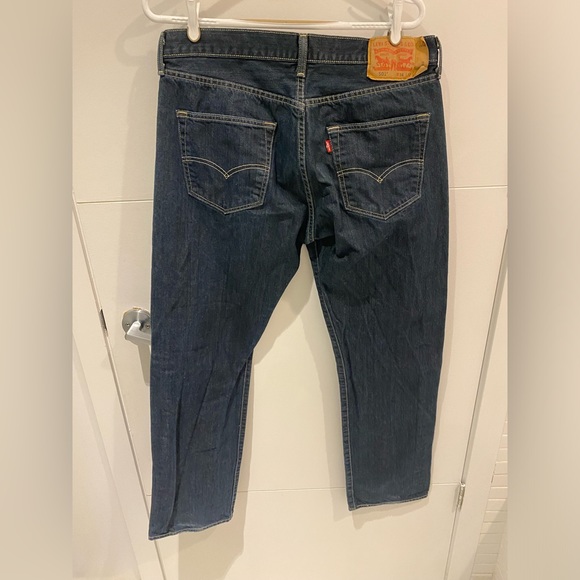 34W men’s Levi 501s - Picture 3 of 4